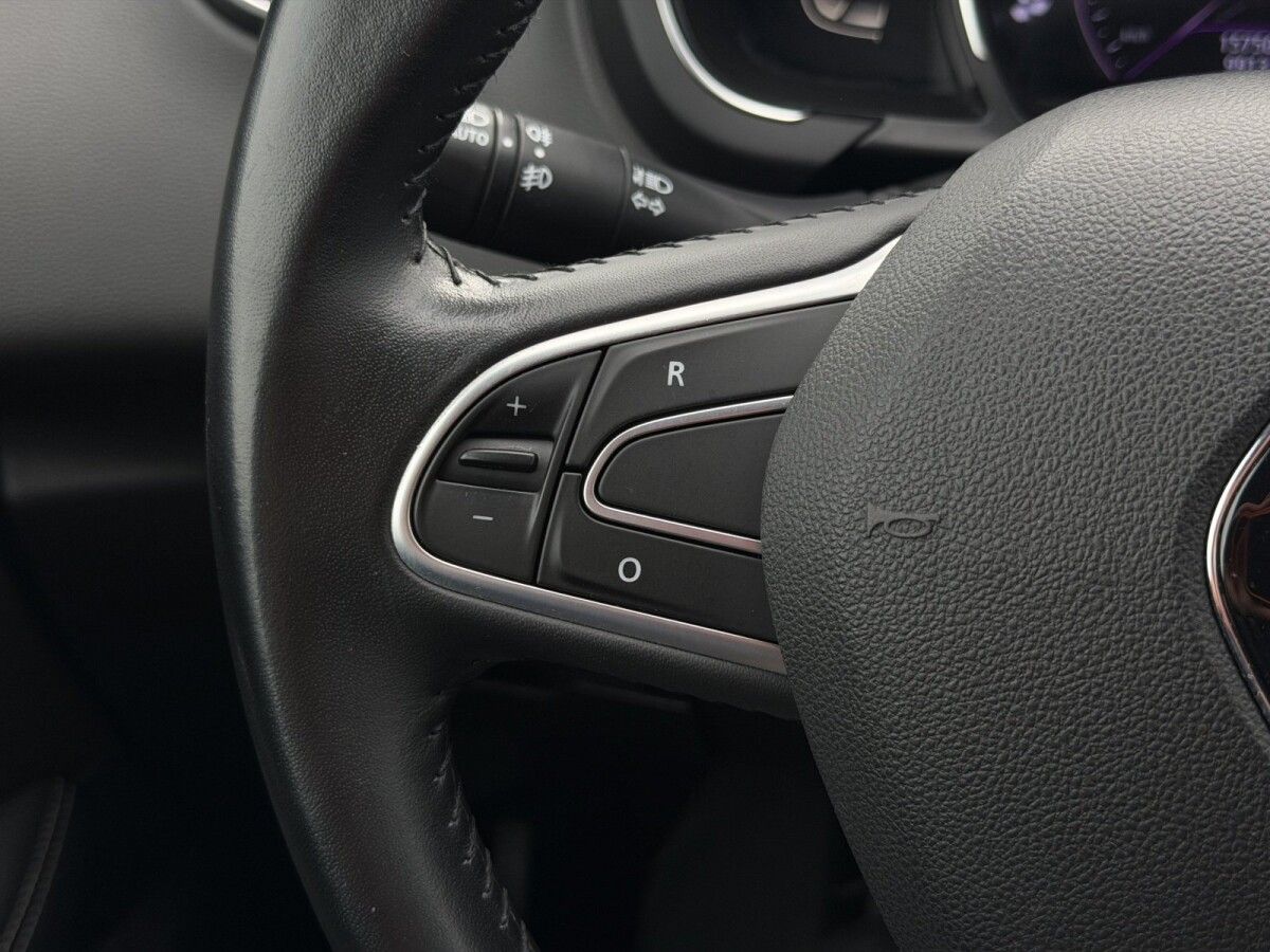 Renault Scenic 1.3 103kW