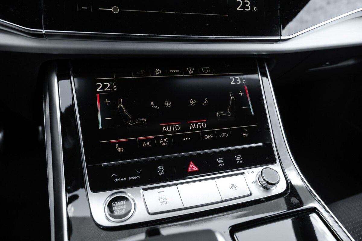 Audi Q8 60 Plug-in  S-line 3.0 360kW