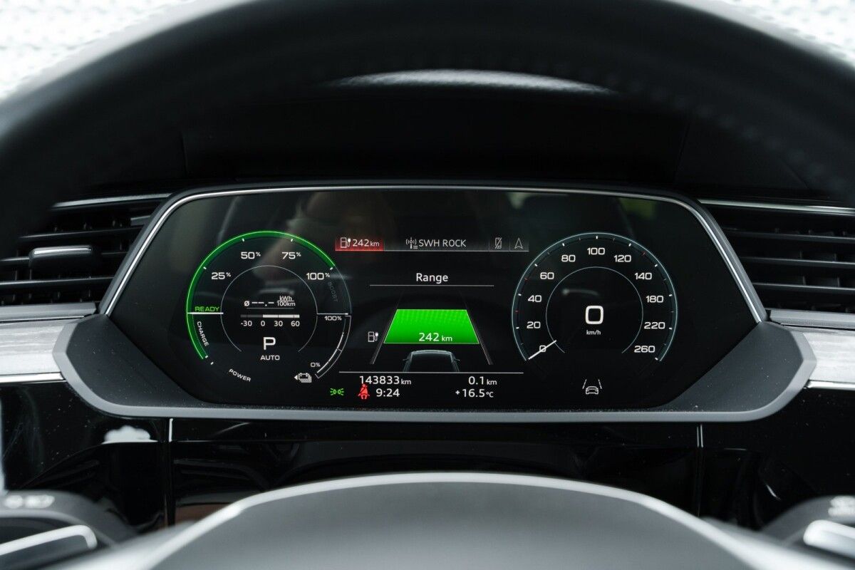 Audi e-tron 55 301kW