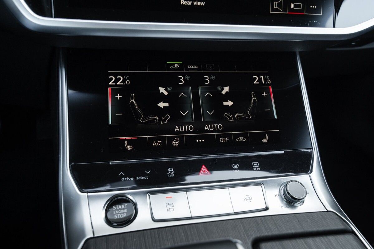 Audi A6 TFSIe 50 299zs 2.0 220kW