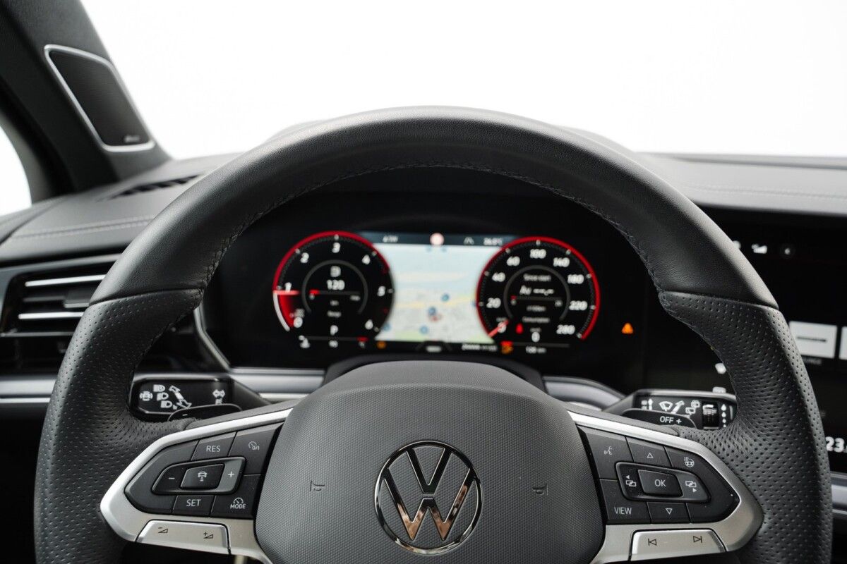Volkswagen Touareg R-Line -Nr:53- 3.0 210kW