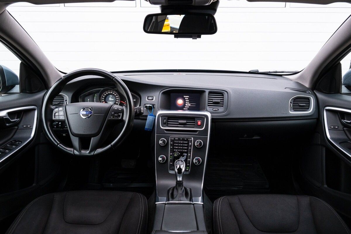 Volvo V60 2.0 110kW