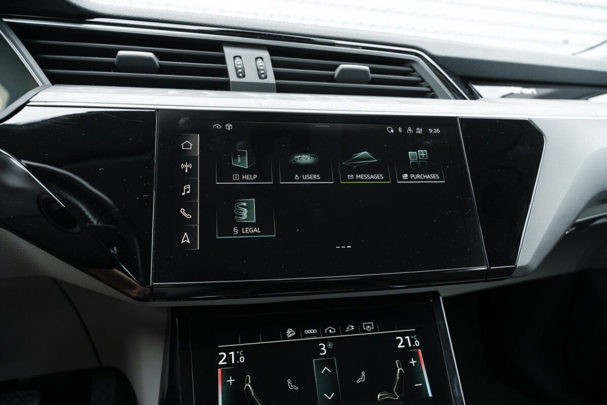 Audi e-tron 55 301kW