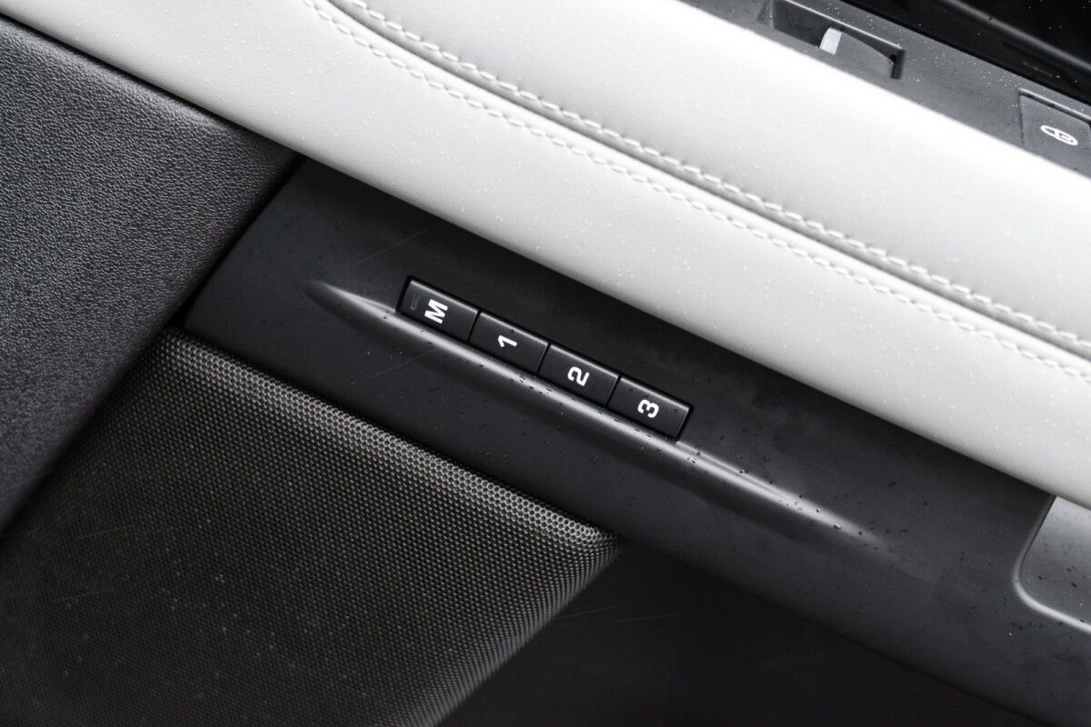 Land Rover RANGE ROVER EVOQUE 2.0D 132KW 180HP 2.0 132kW