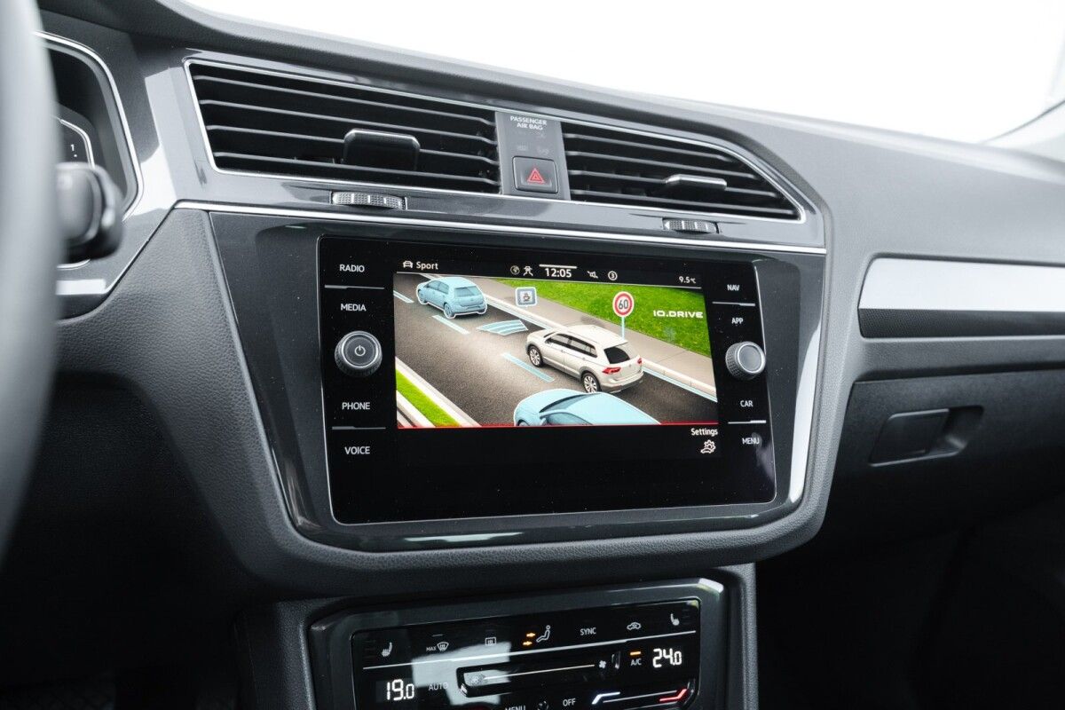 Volkswagen Tiguan Elegance Nr.102 2.0 140kW
