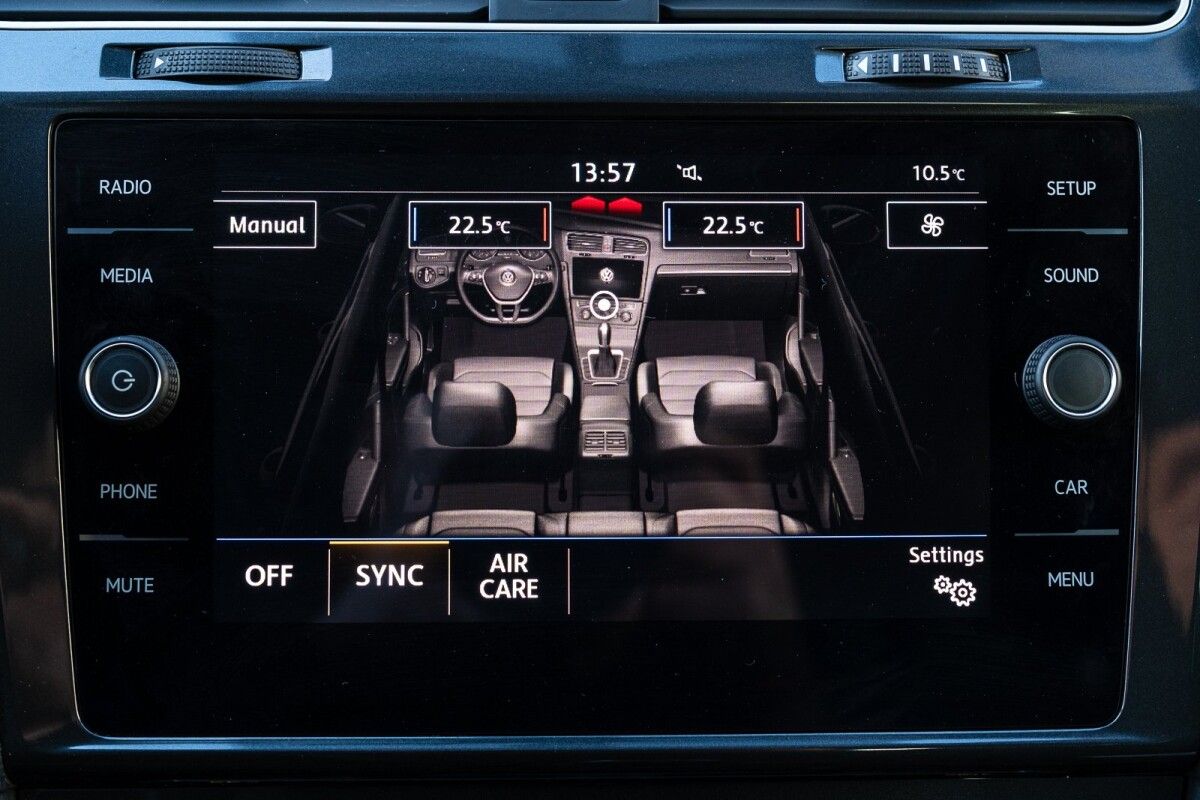 Volkswagen Golf 1.5 96kW
