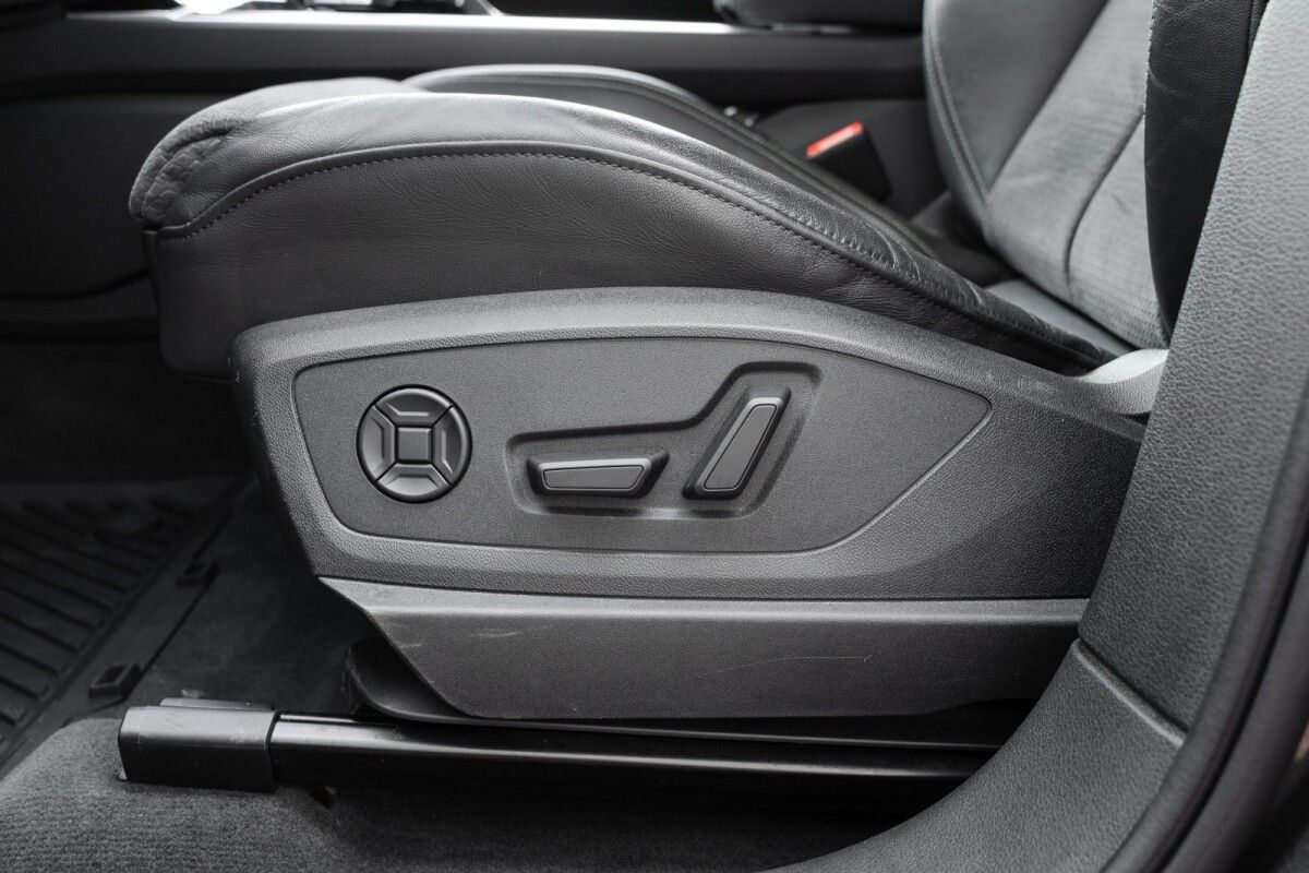 Audi Q8 Quattro 300kw 300kW