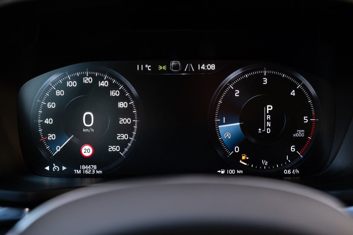 Volvo V60 2.0 140kW